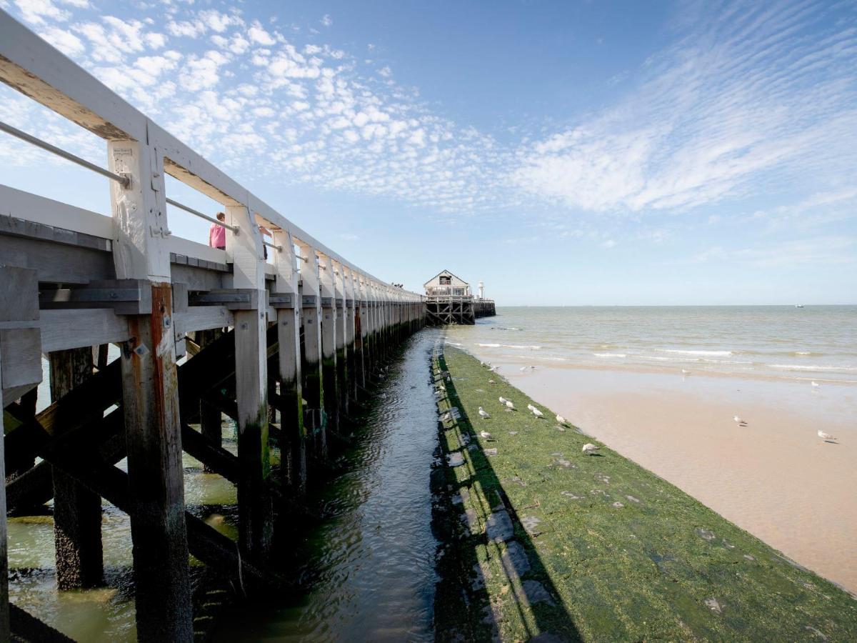 Apartment Railway To The Beach By Interhome Blankenberge Esterno foto