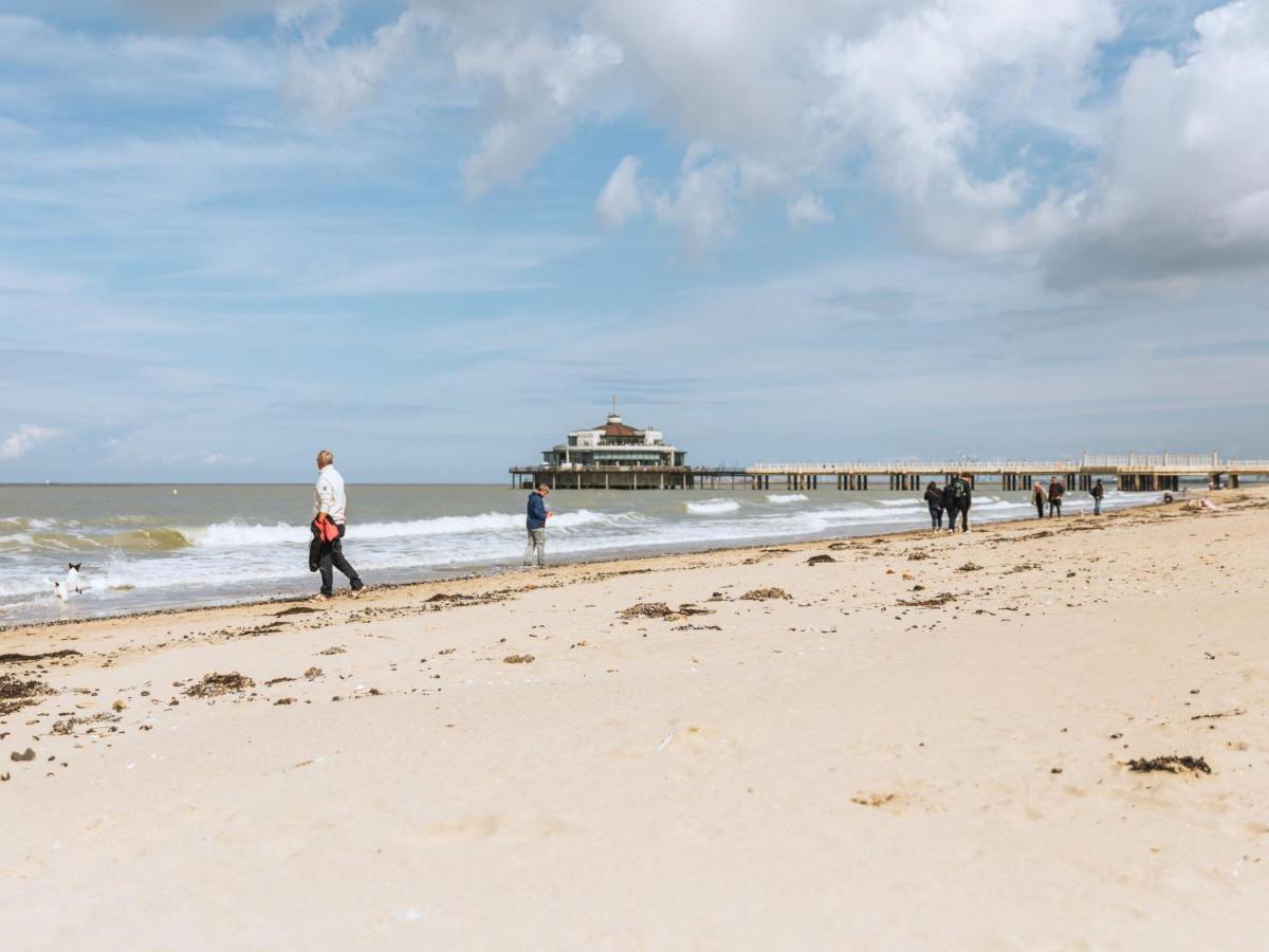 Apartment Railway To The Beach By Interhome Blankenberge Esterno foto